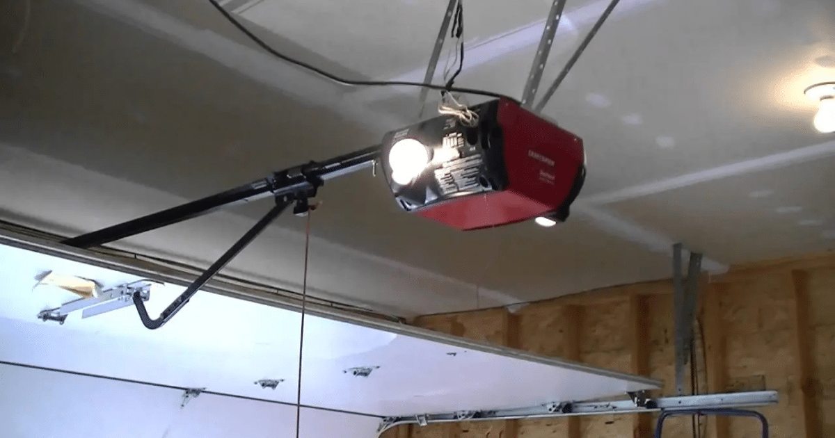 overhead door opener in New Braunfels, TX