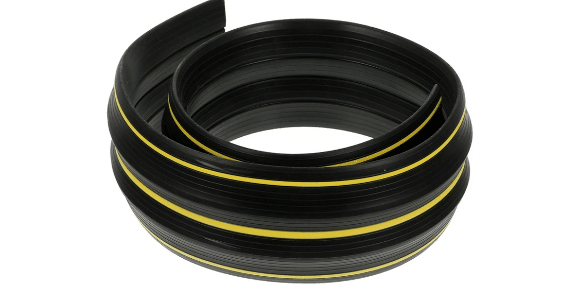 How Do I Choose the Right Seal Type for My Garage Door?